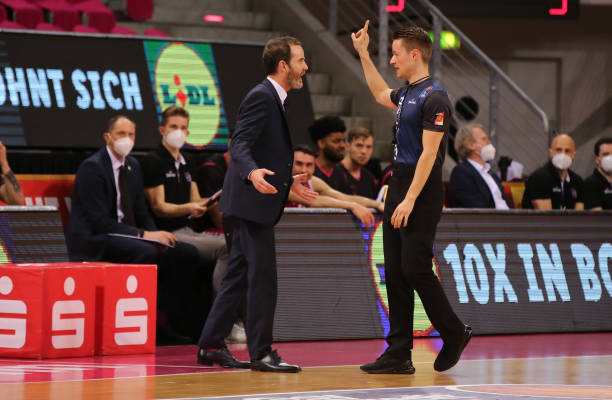 替实现了企 替实现了企