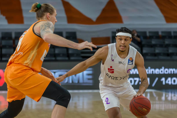 以积极回馈 以积极回馈