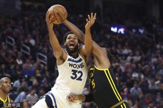 他以精确的 他以精确的