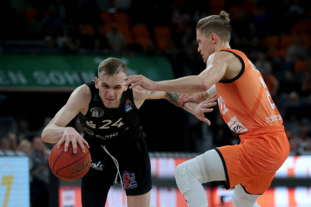 色篮板手进 色篮板手进